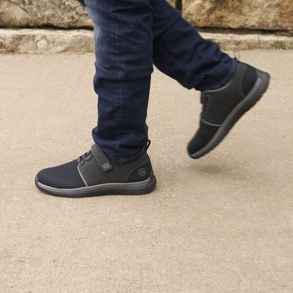 No. 46 Sport Jogger in Black Grey